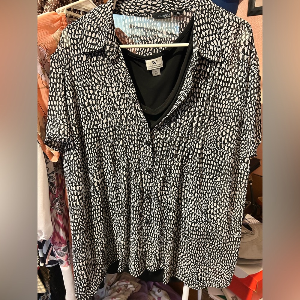 Women’s shirt